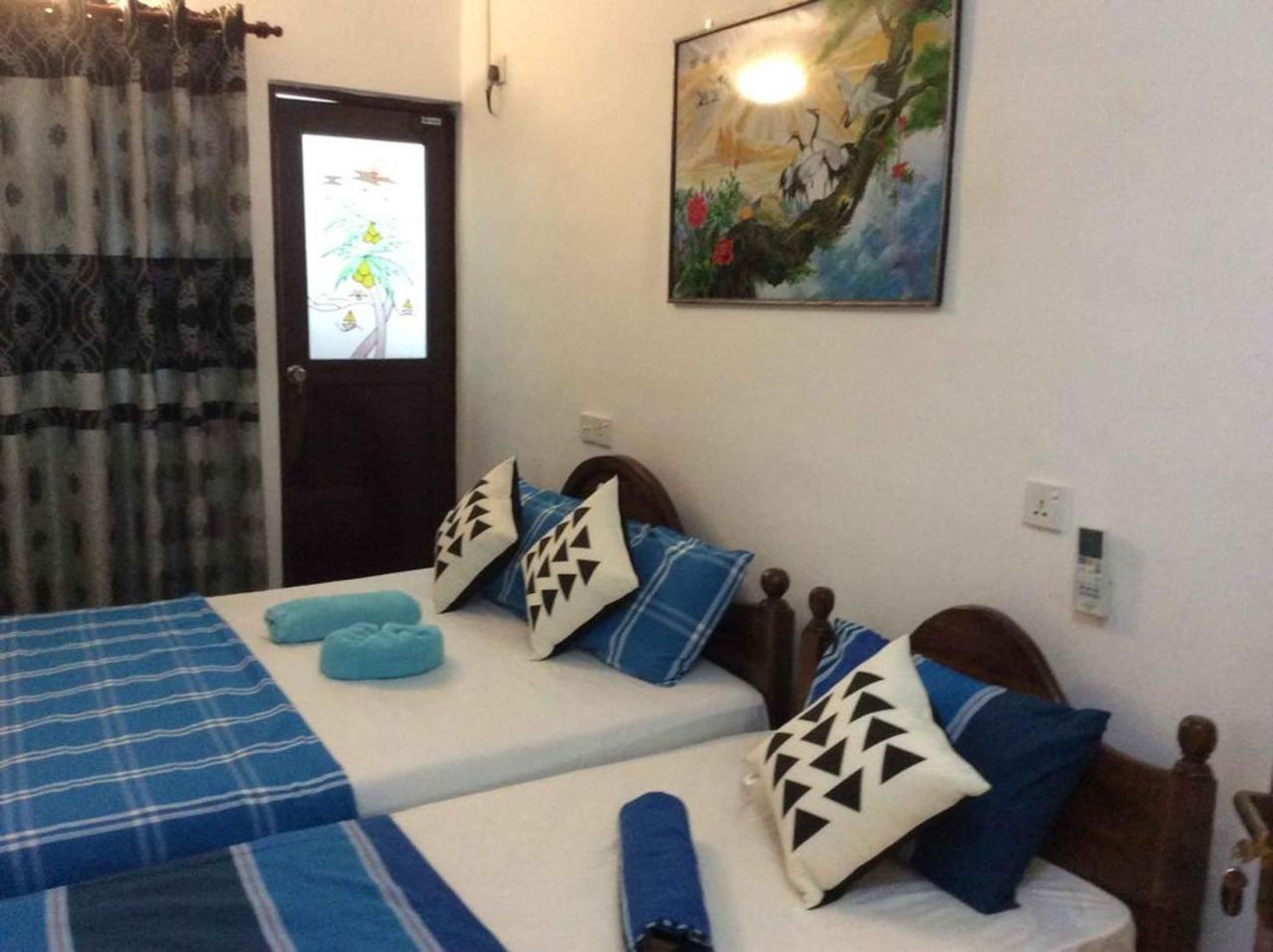 Yoho R K Tourist Villa Негомбо Екстер'єр фото